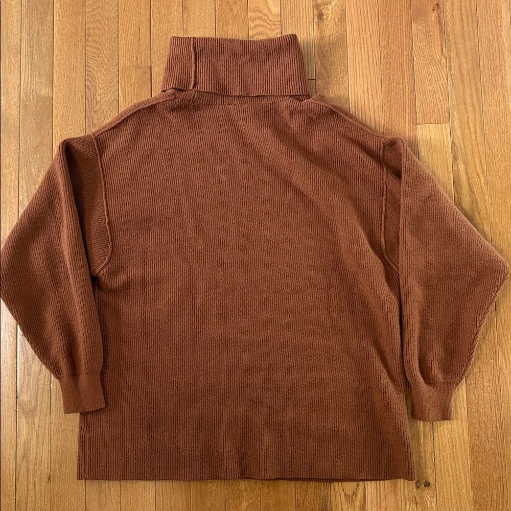 Free People Softly Structured Tunic Sweater Size Small Oversized Turtleneck - Picture 6 of 7